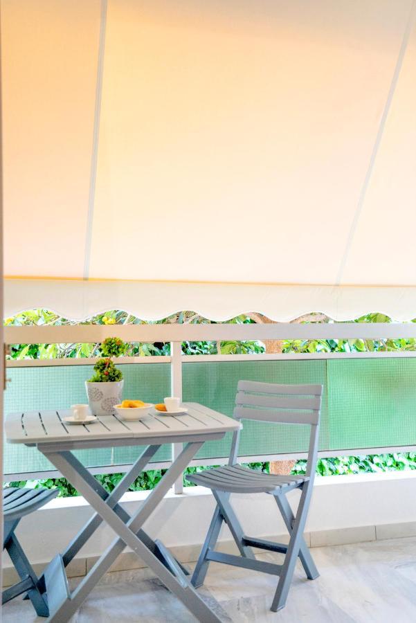 Leo'S Home Athena Bagian luar foto