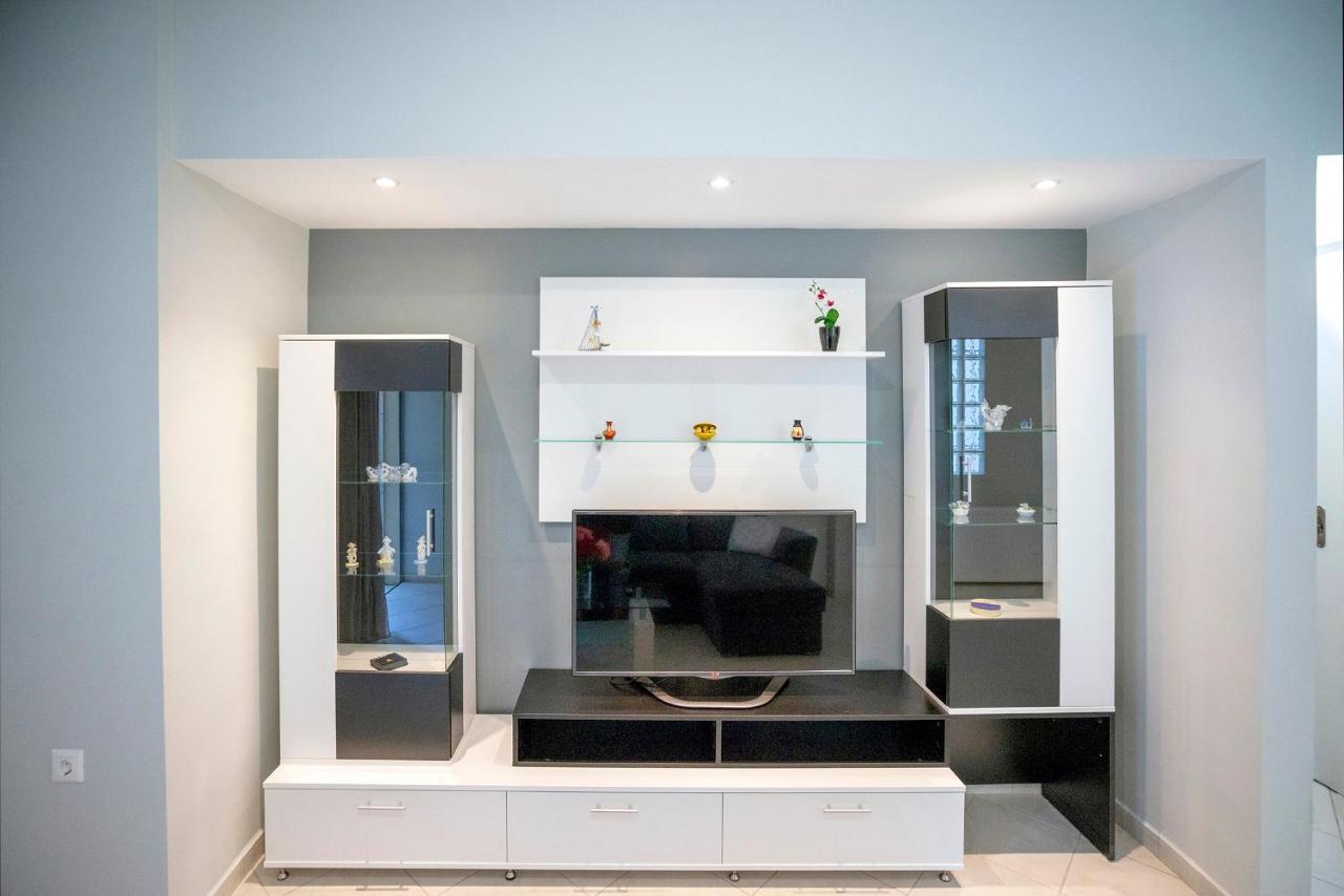 Leo'S Home Athena Bagian luar foto