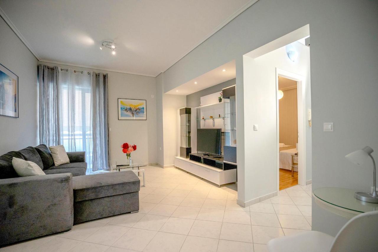 Leo'S Home Athena Bagian luar foto