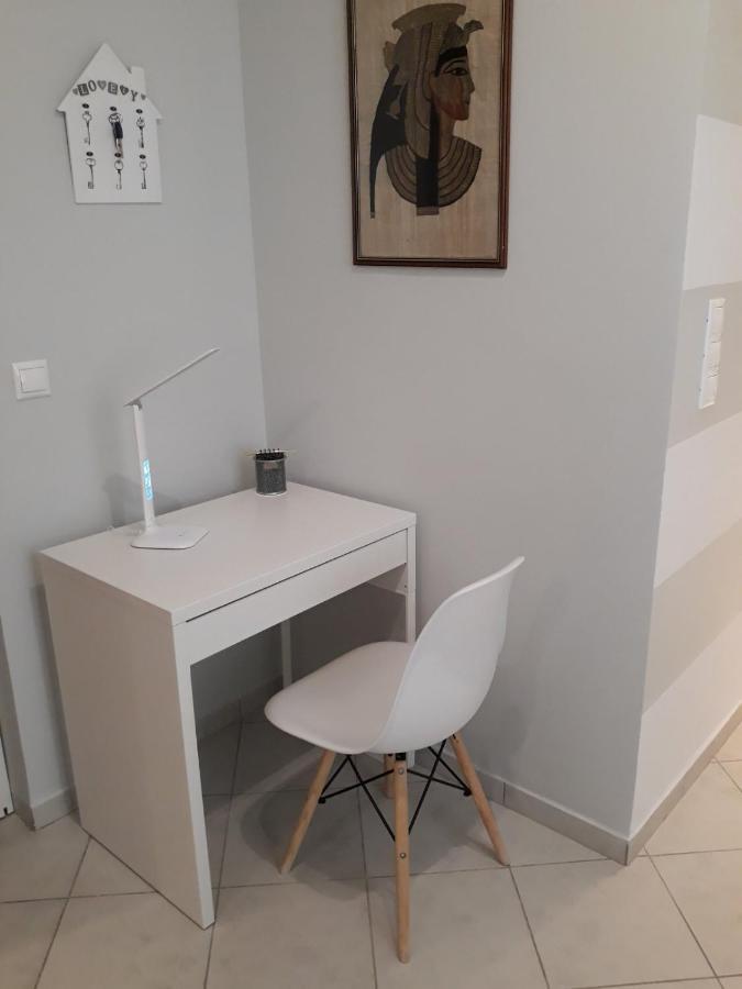 Leo'S Home Athena Bagian luar foto